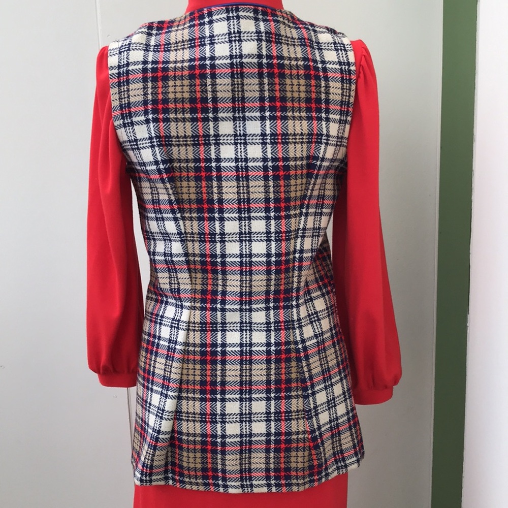 Vintage 1960s 1970s Navy, Red, Cream, & Tan Preppy Classic Plaid Button Up Vest - Picture 3 of 6